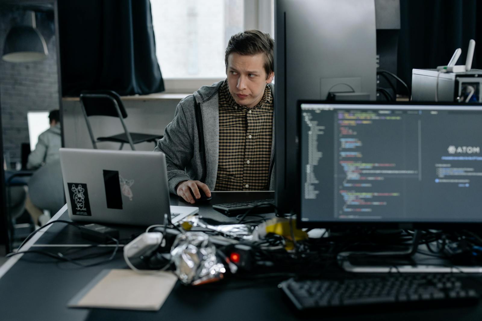 The Importance of Local Technical Support: Why Choose an Agency in Alicante or Murcia